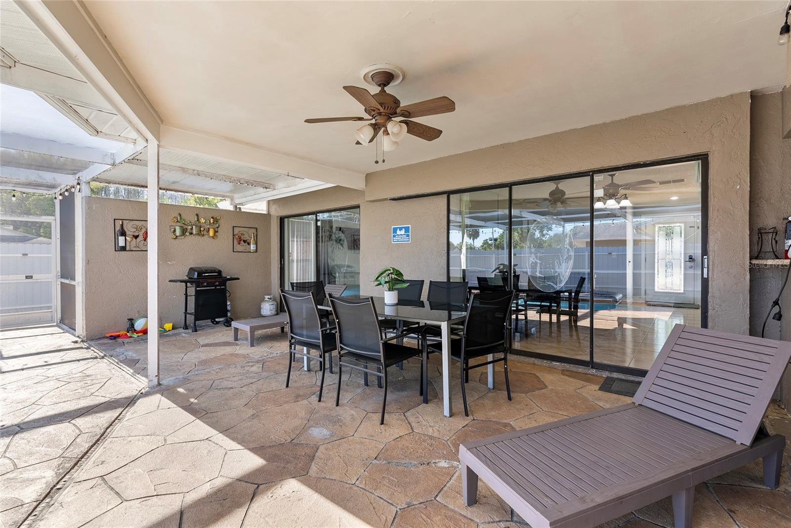 4219 SUMMERDALE DR, TAMPA, FL, 33624