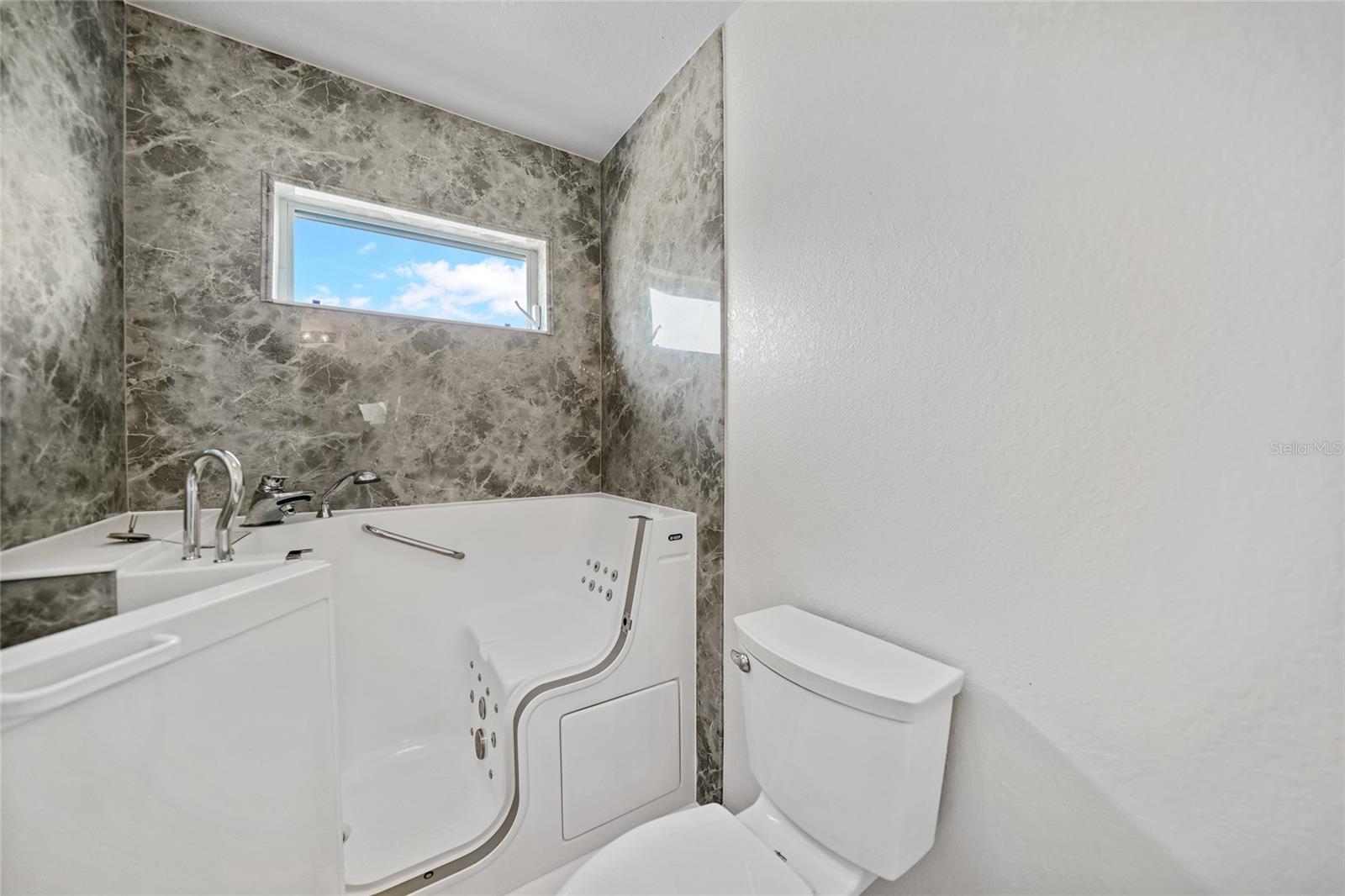 43 PINEHURST PL, ROTONDA WEST, FL, 33947