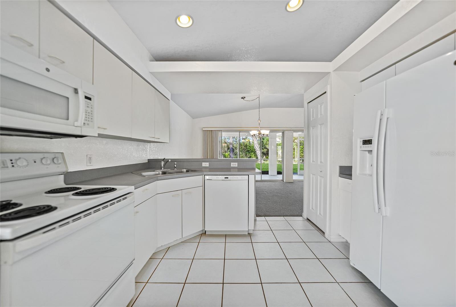 43 PINEHURST PL, ROTONDA WEST, FL, 33947