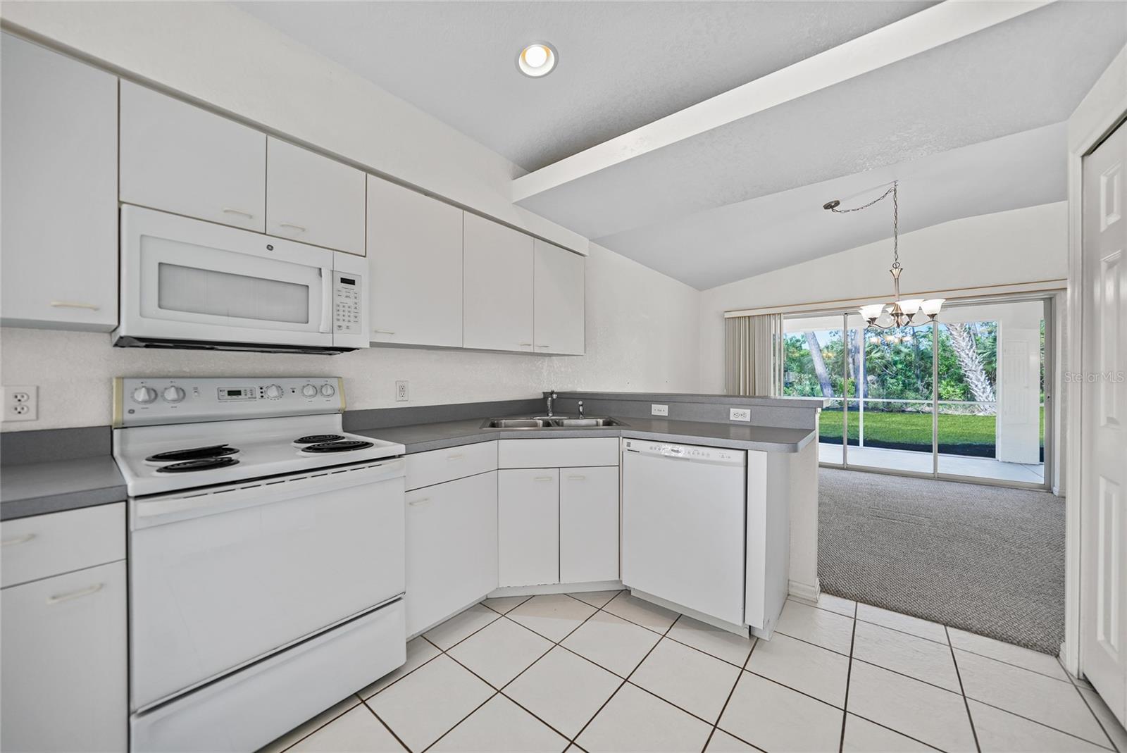 43 PINEHURST PL, ROTONDA WEST, FL, 33947