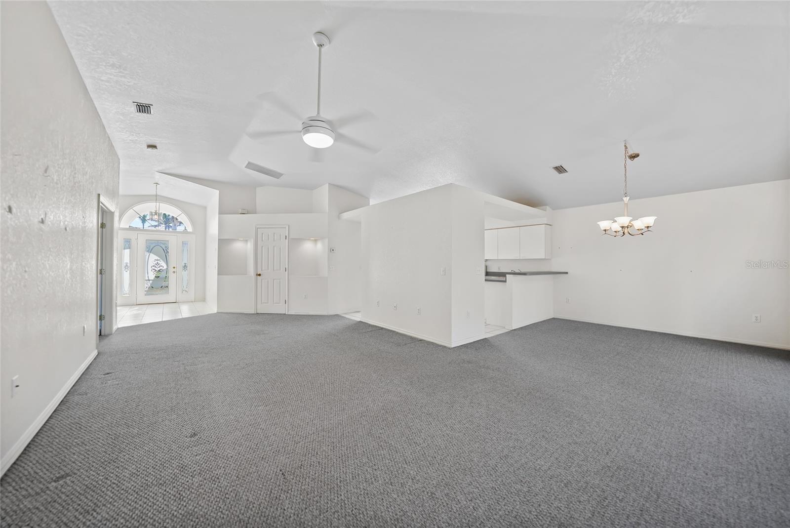 43 PINEHURST PL, ROTONDA WEST, FL, 33947