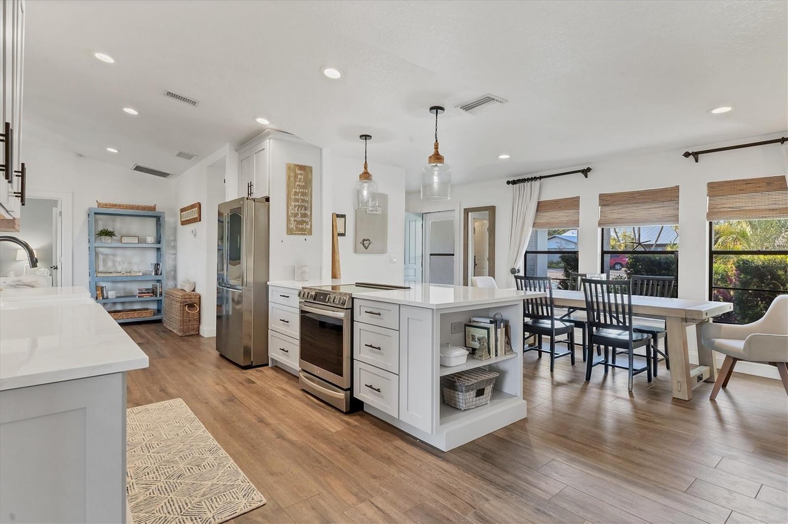 7612 4TH AVENUE DR NW, BRADENTON, FL, 34209