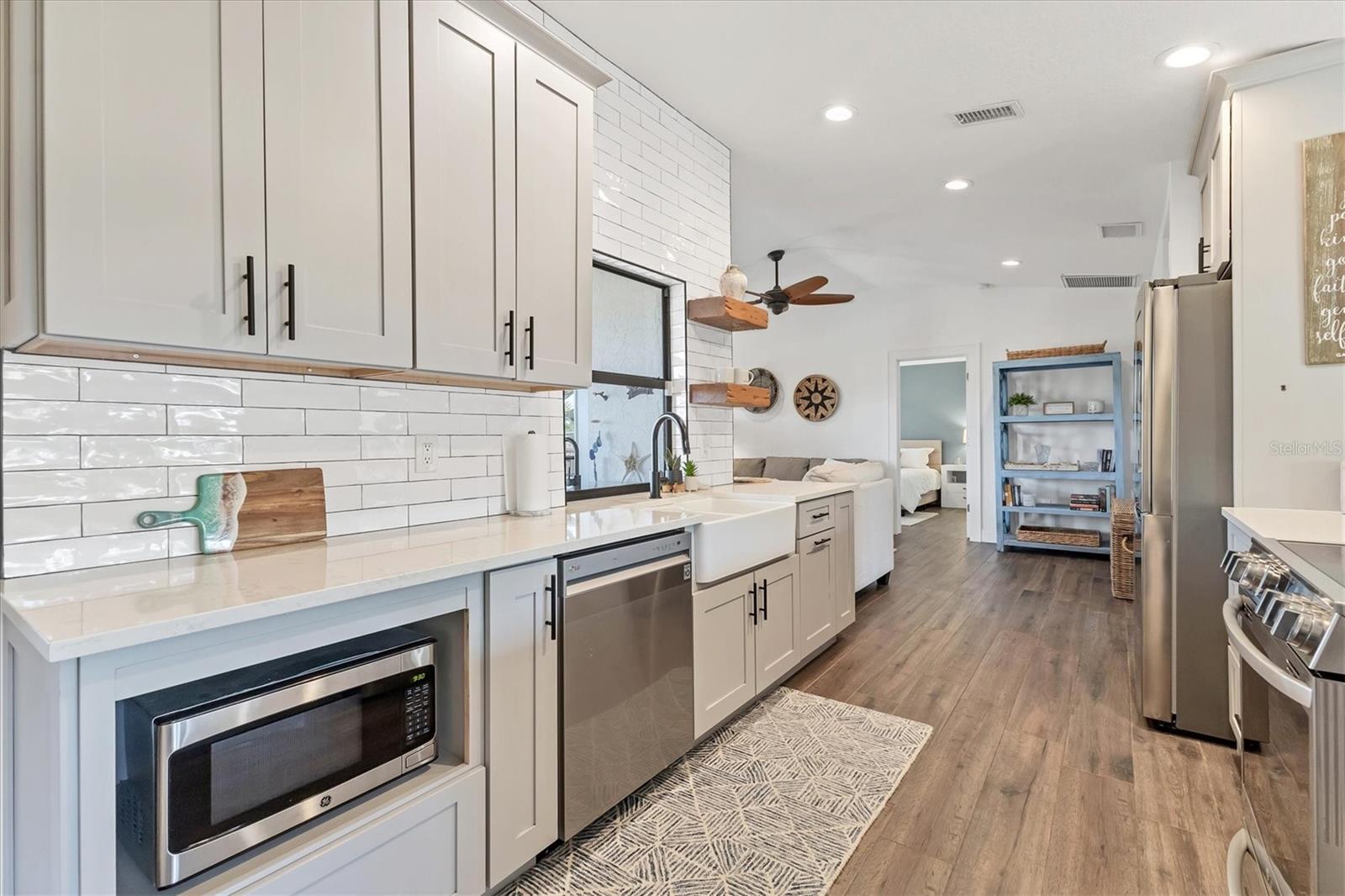 7612 4TH AVENUE DR NW, BRADENTON, FL, 34209