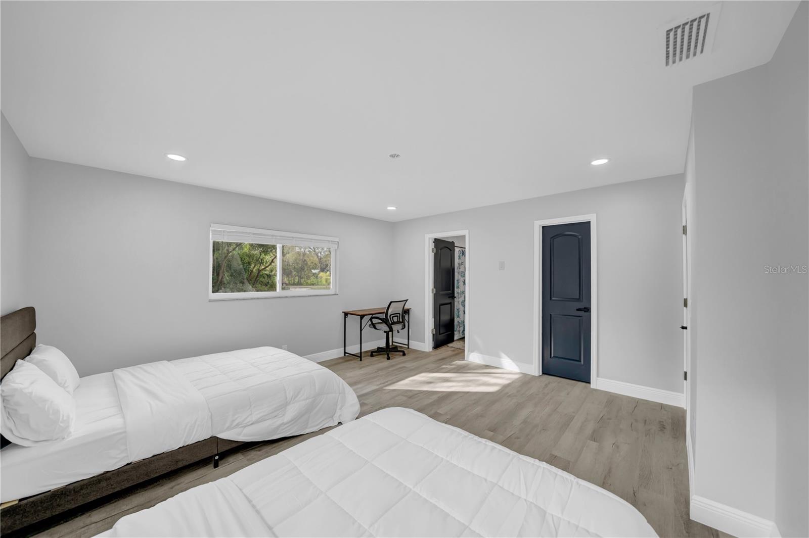20 2ND AVE SE, LUTZ, FL, 33549