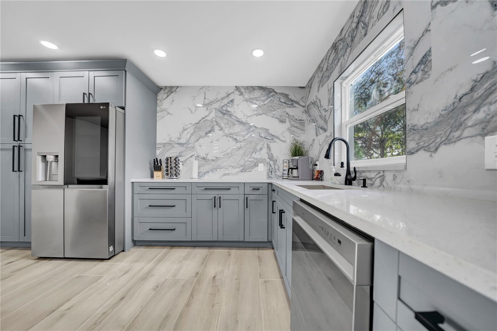 20 2ND AVE SE, LUTZ, FL, 33549