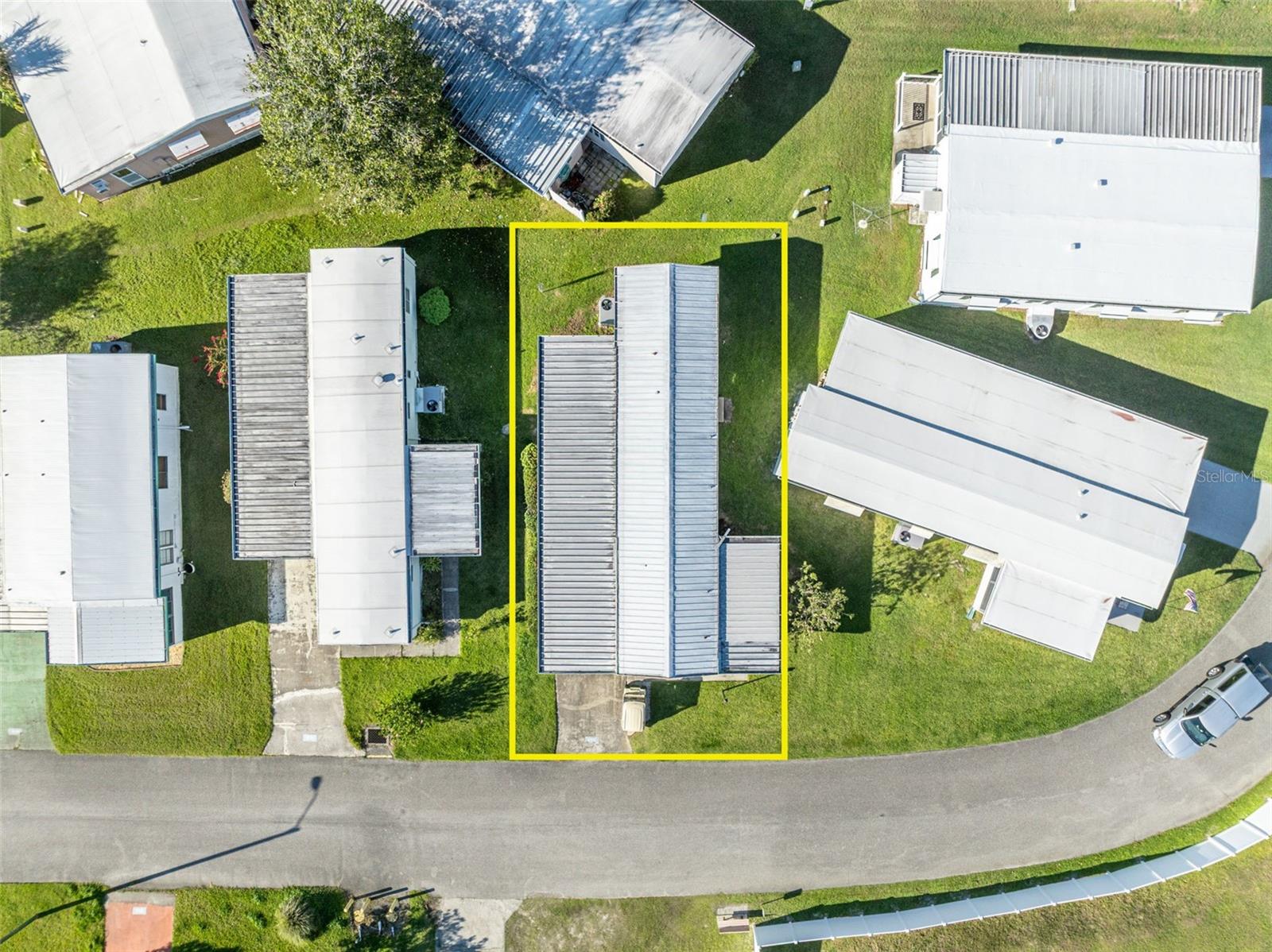 233 PARADISE S, LEESBURG, FL, 34788