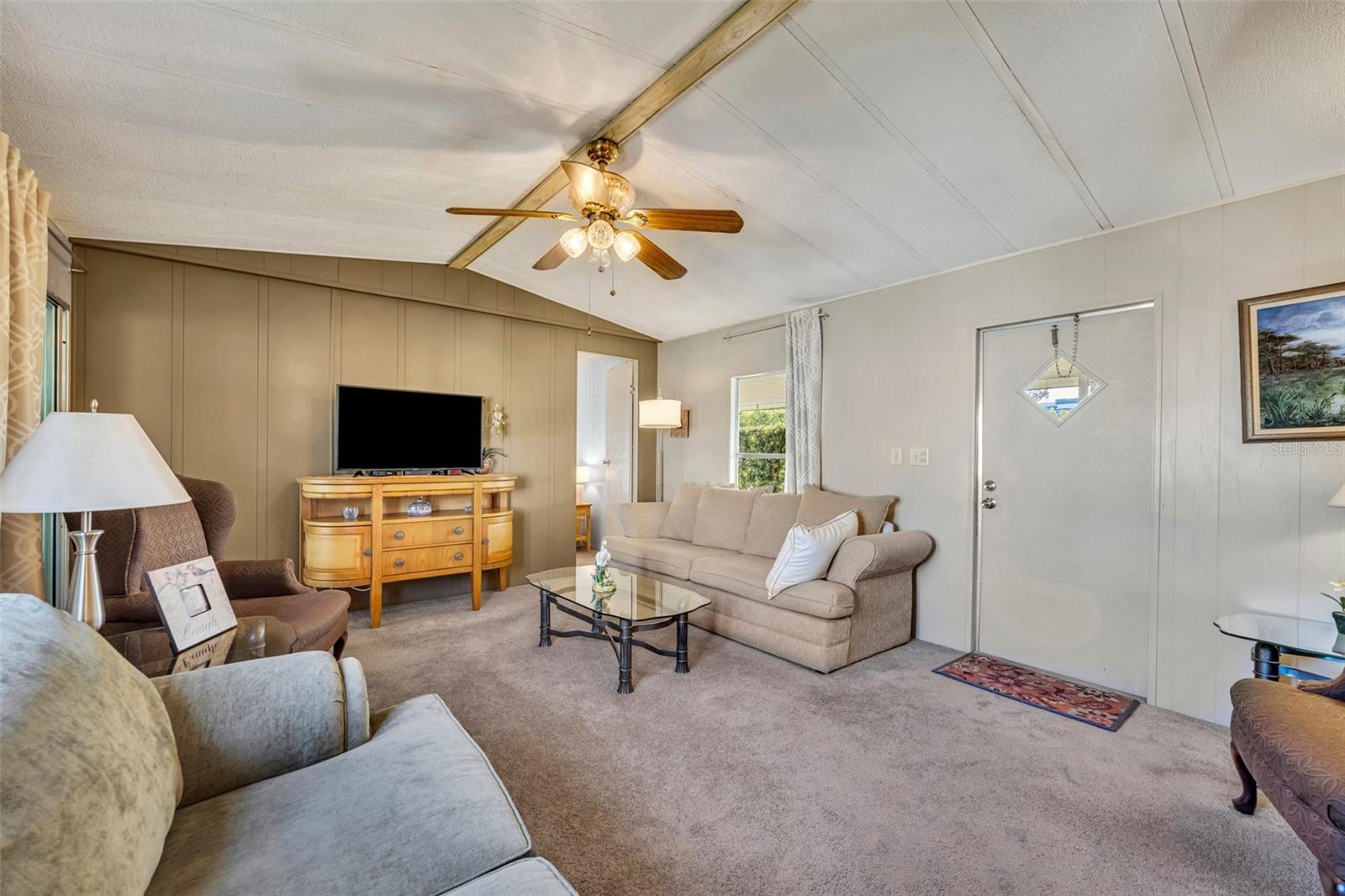 233 PARADISE S, LEESBURG, FL, 34788