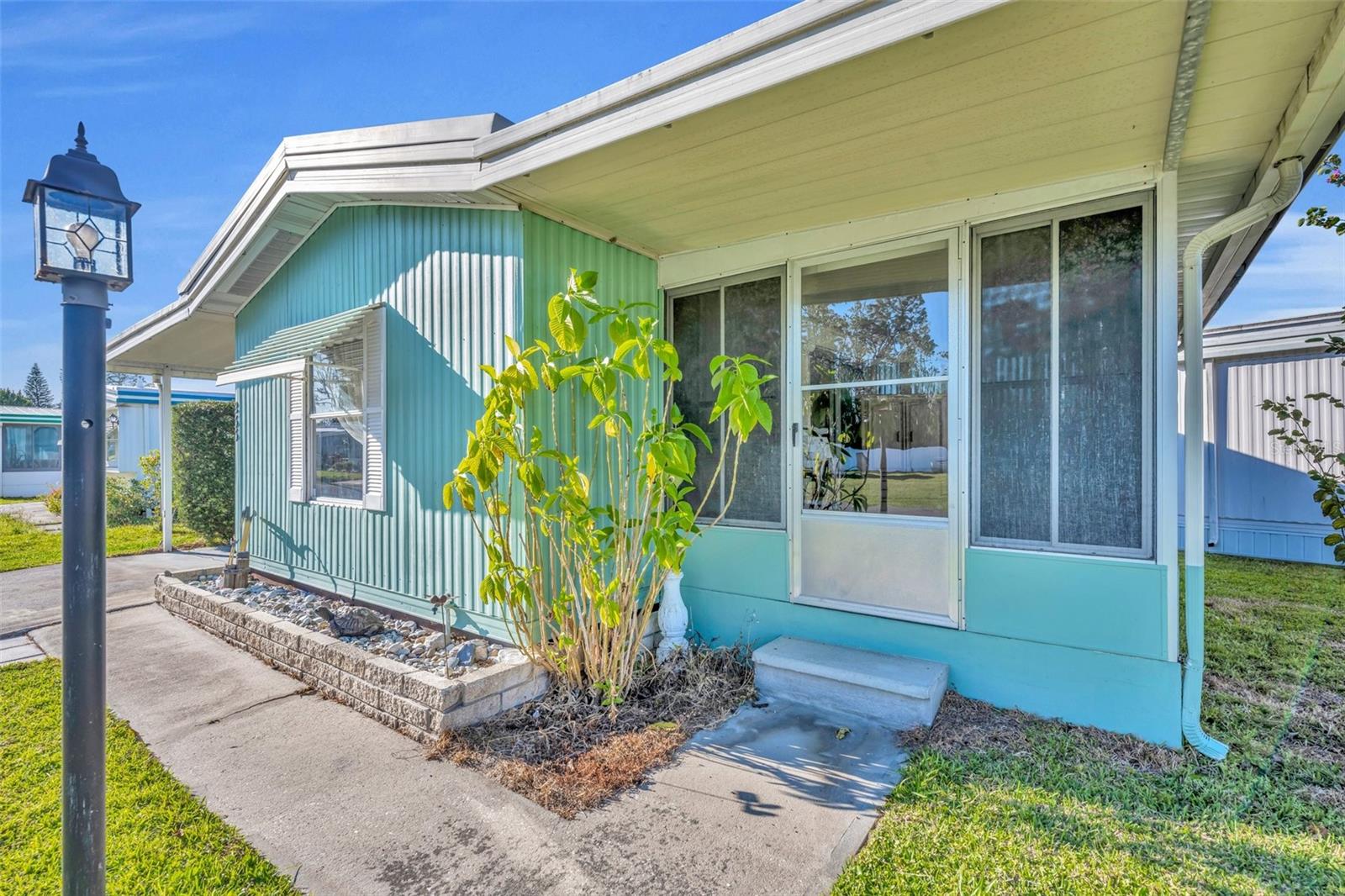 233 PARADISE S, LEESBURG, FL, 34788