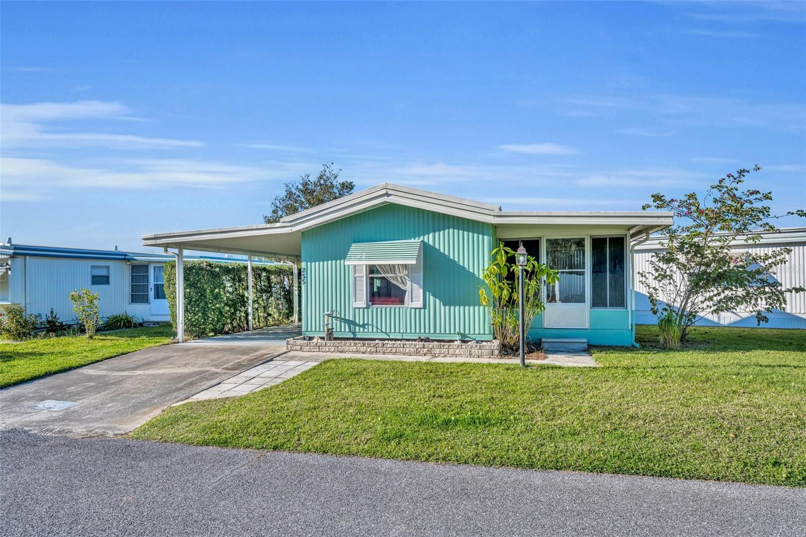 233 PARADISE S, LEESBURG, FL, 34788