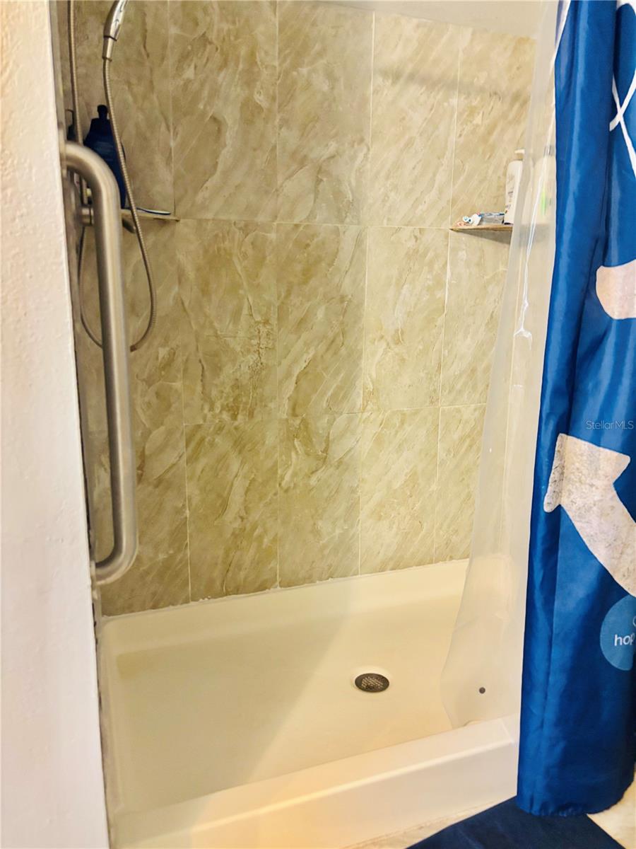 1516 ARROWHEAD DR, SUN CITY CENTER, FL, 33573