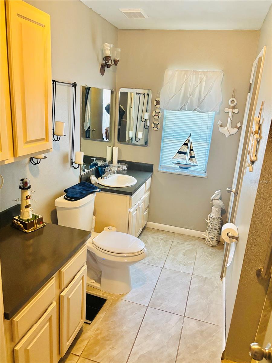 1516 ARROWHEAD DR, SUN CITY CENTER, FL, 33573