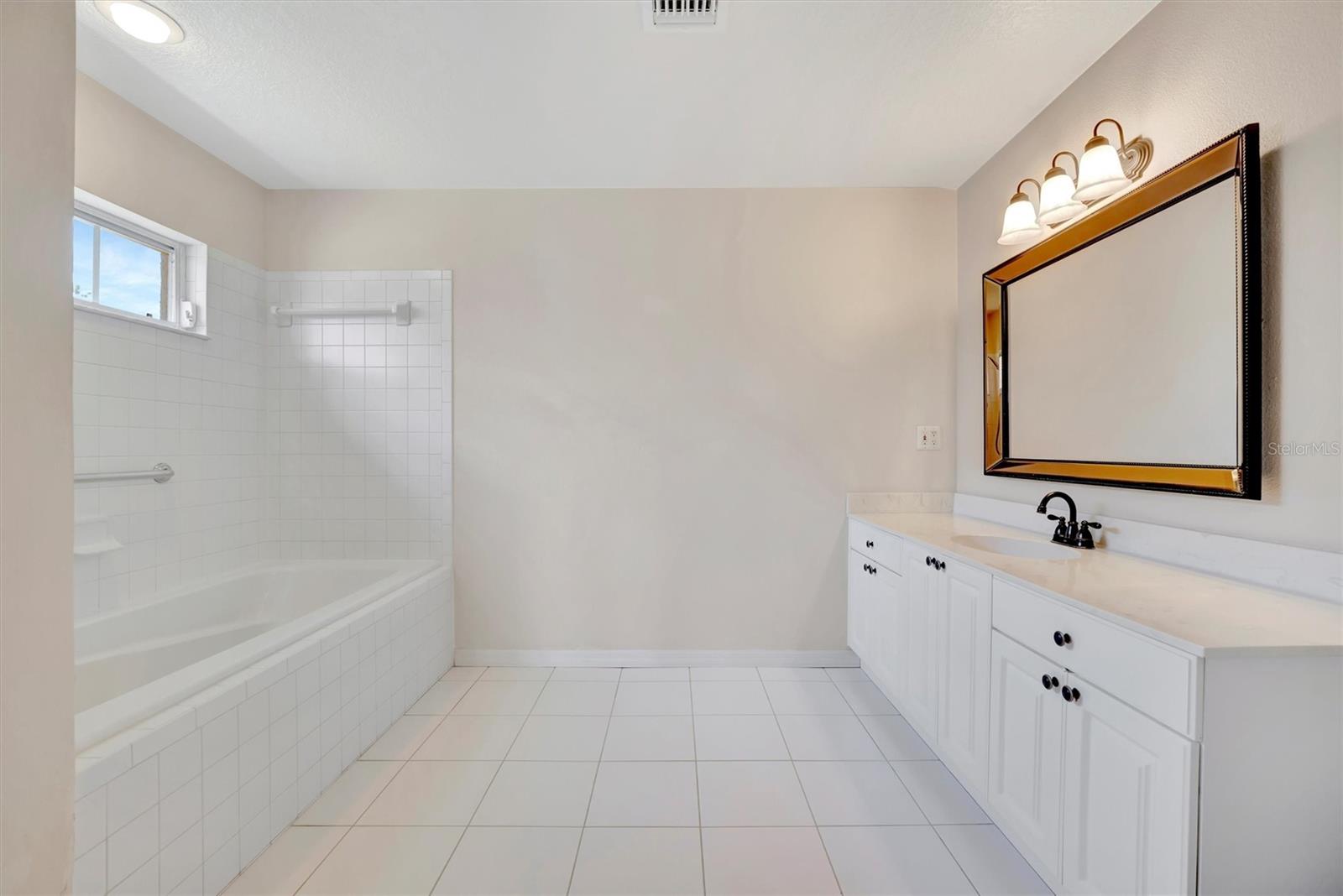 2407 WATERFORD CT, PALMETTO, FL, 34221