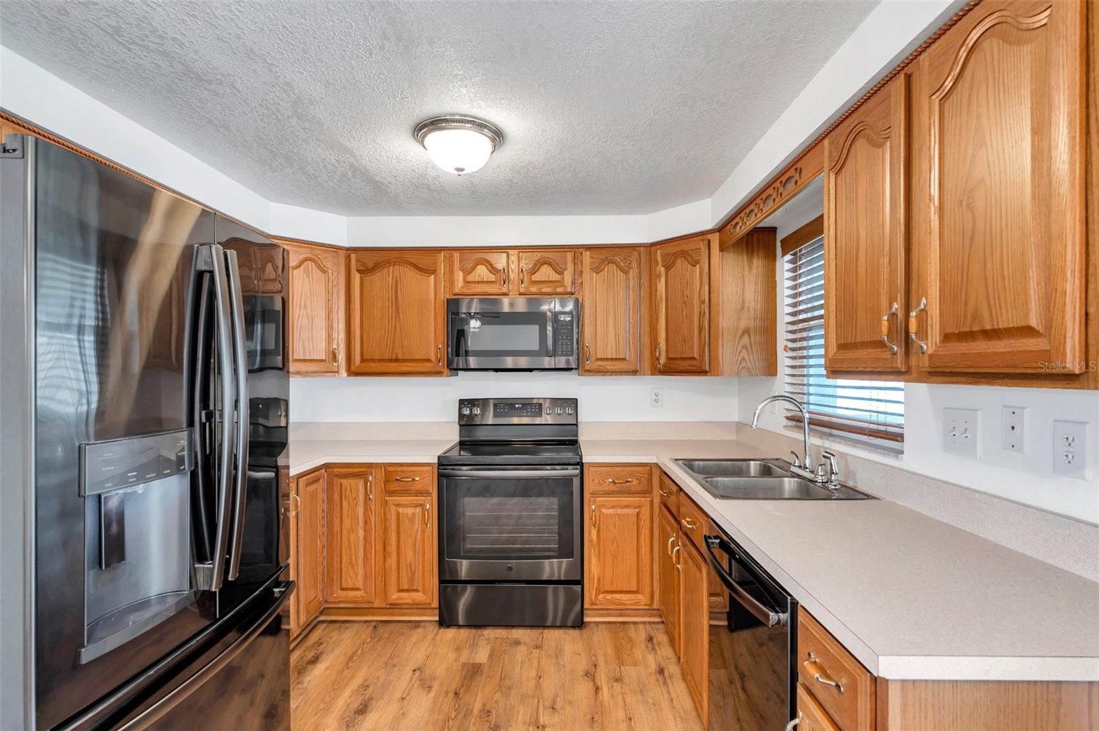 10709 AIRVIEW DR, TAMPA, FL, 33625