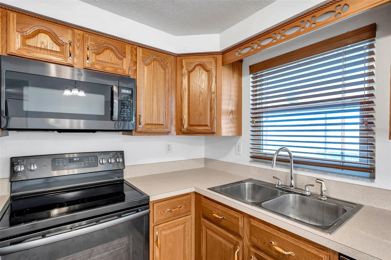10709 AIRVIEW DR, TAMPA, FL, 33625