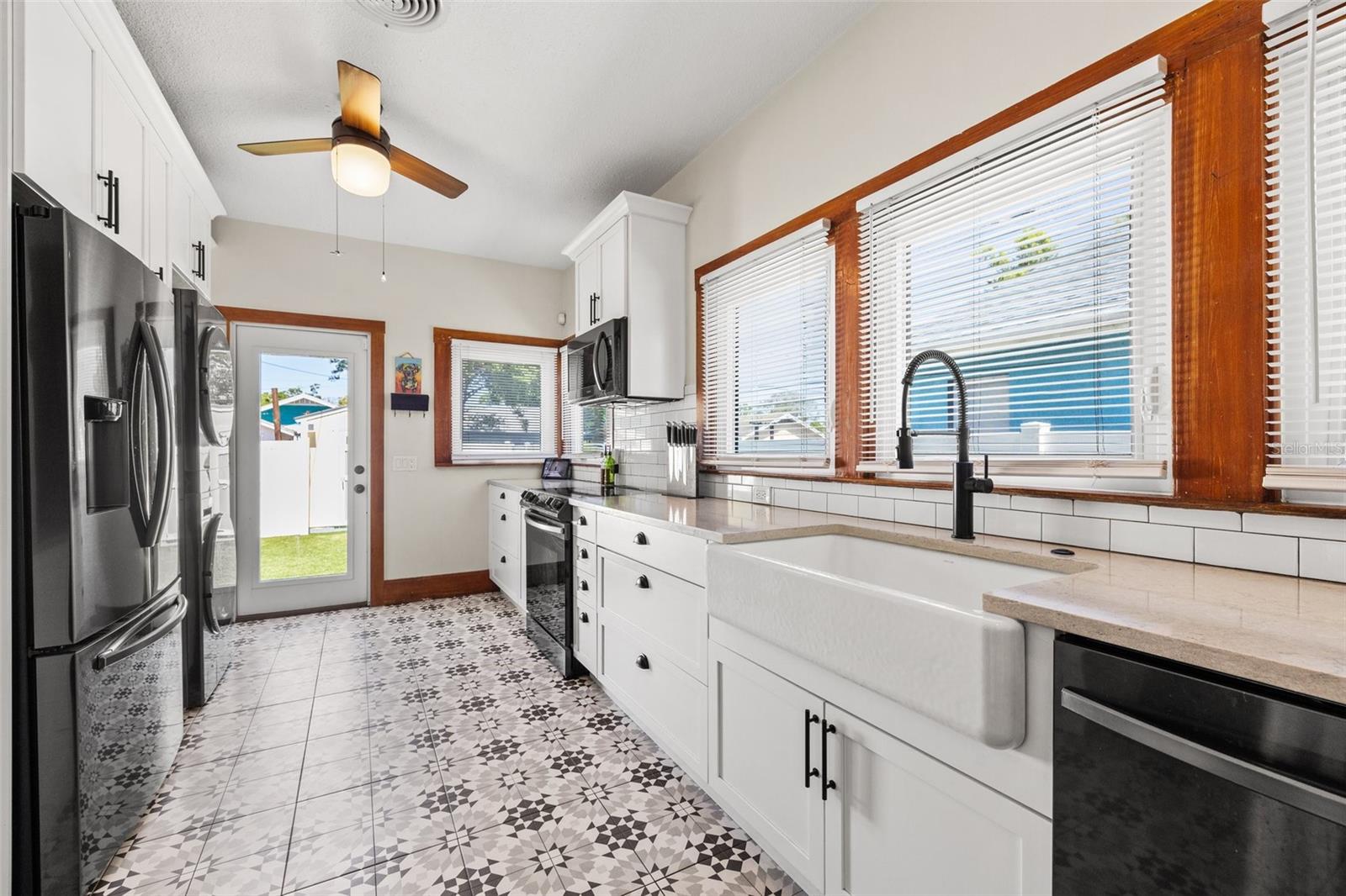 4421 5TH AVE S, ST PETERSBURG, FL, 33711