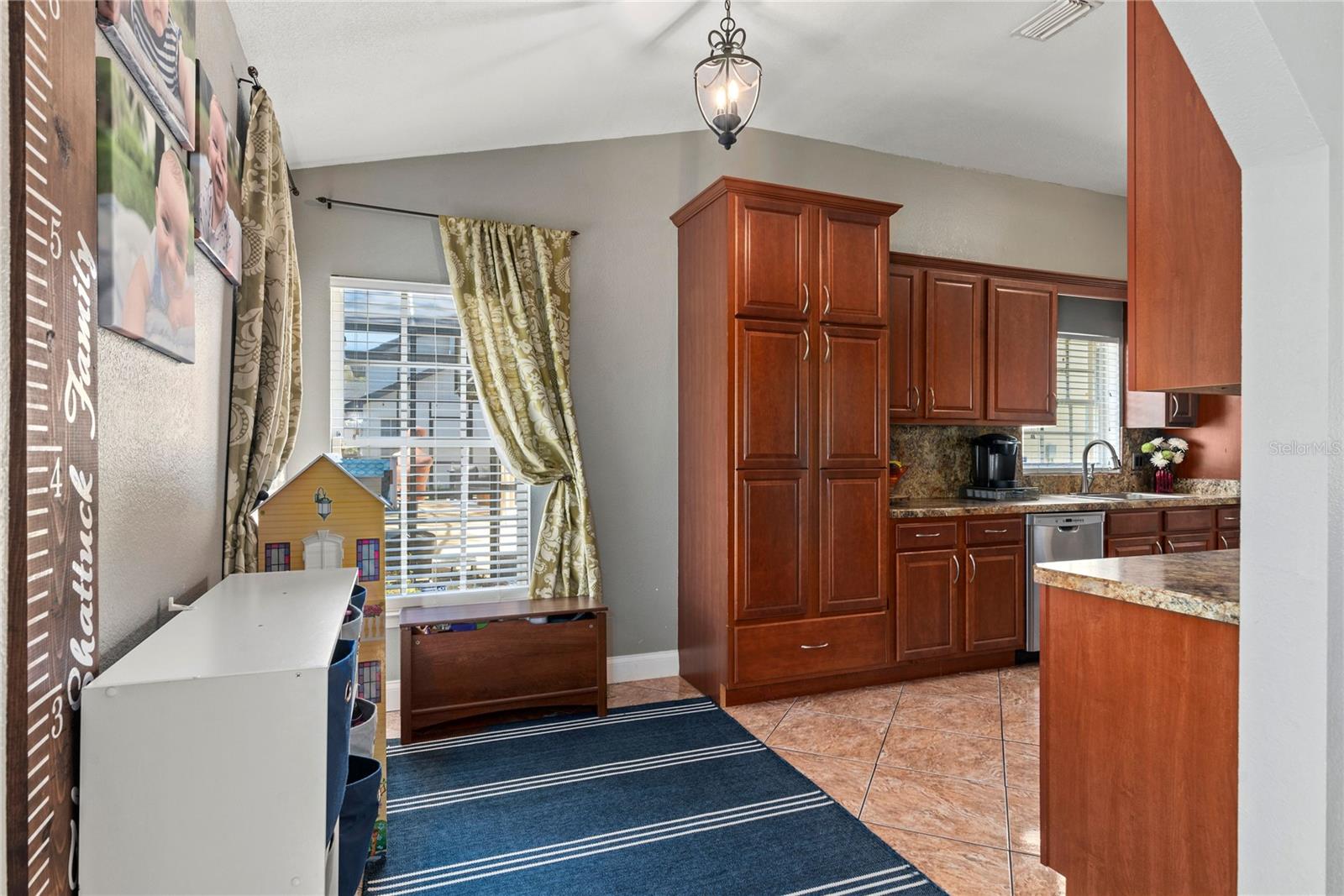 10783 SATINWOOD CIR, ORLANDO, FL, 32825