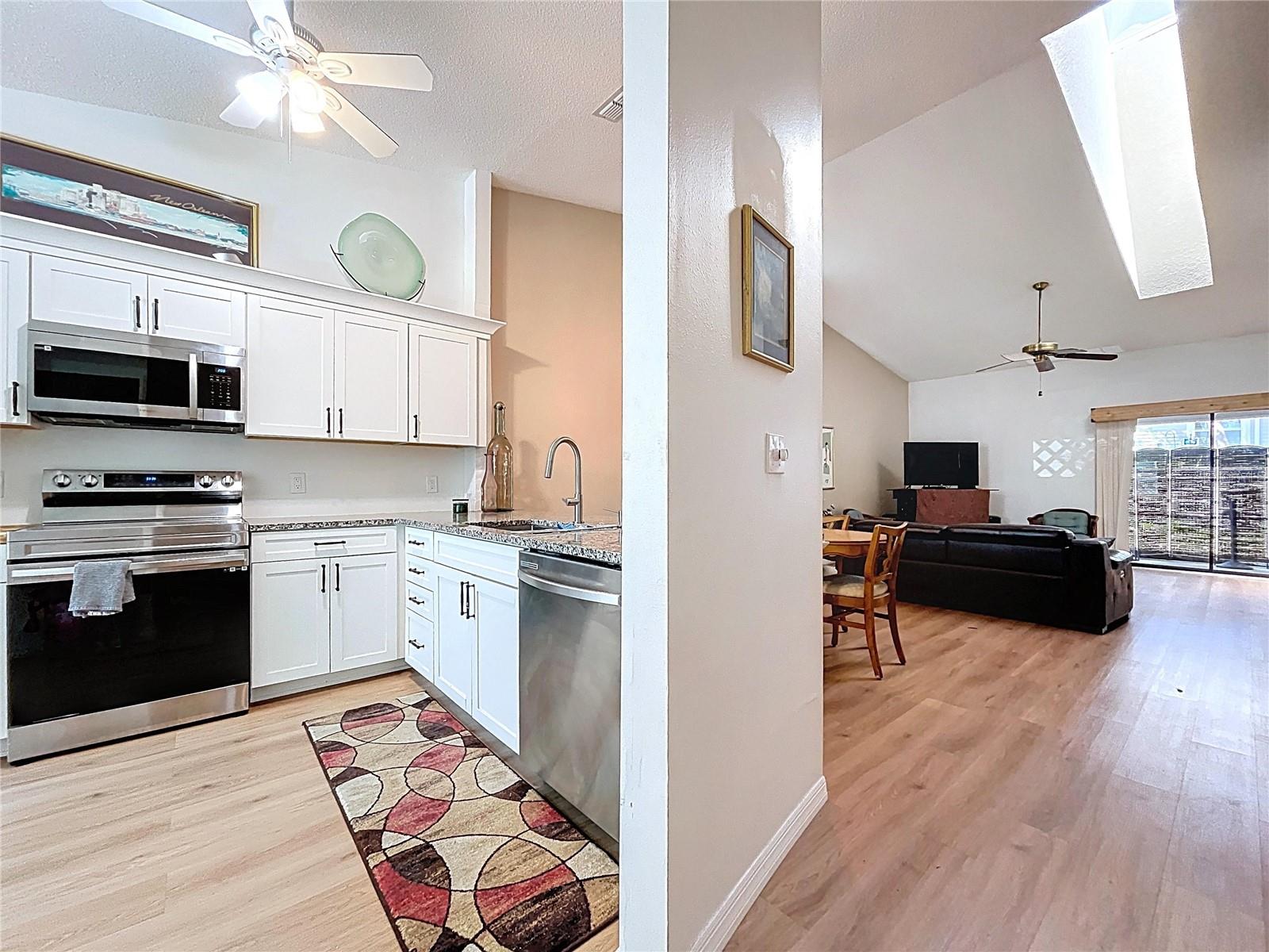 39650 US HIGHWAY 19 N #411, TARPON SPRINGS, FL, 34689