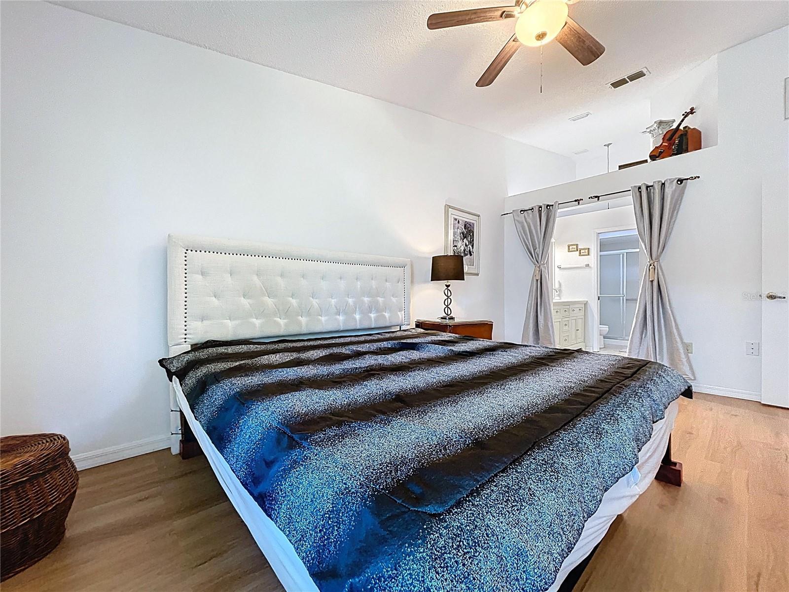 39650 US HIGHWAY 19 N #411, TARPON SPRINGS, FL, 34689