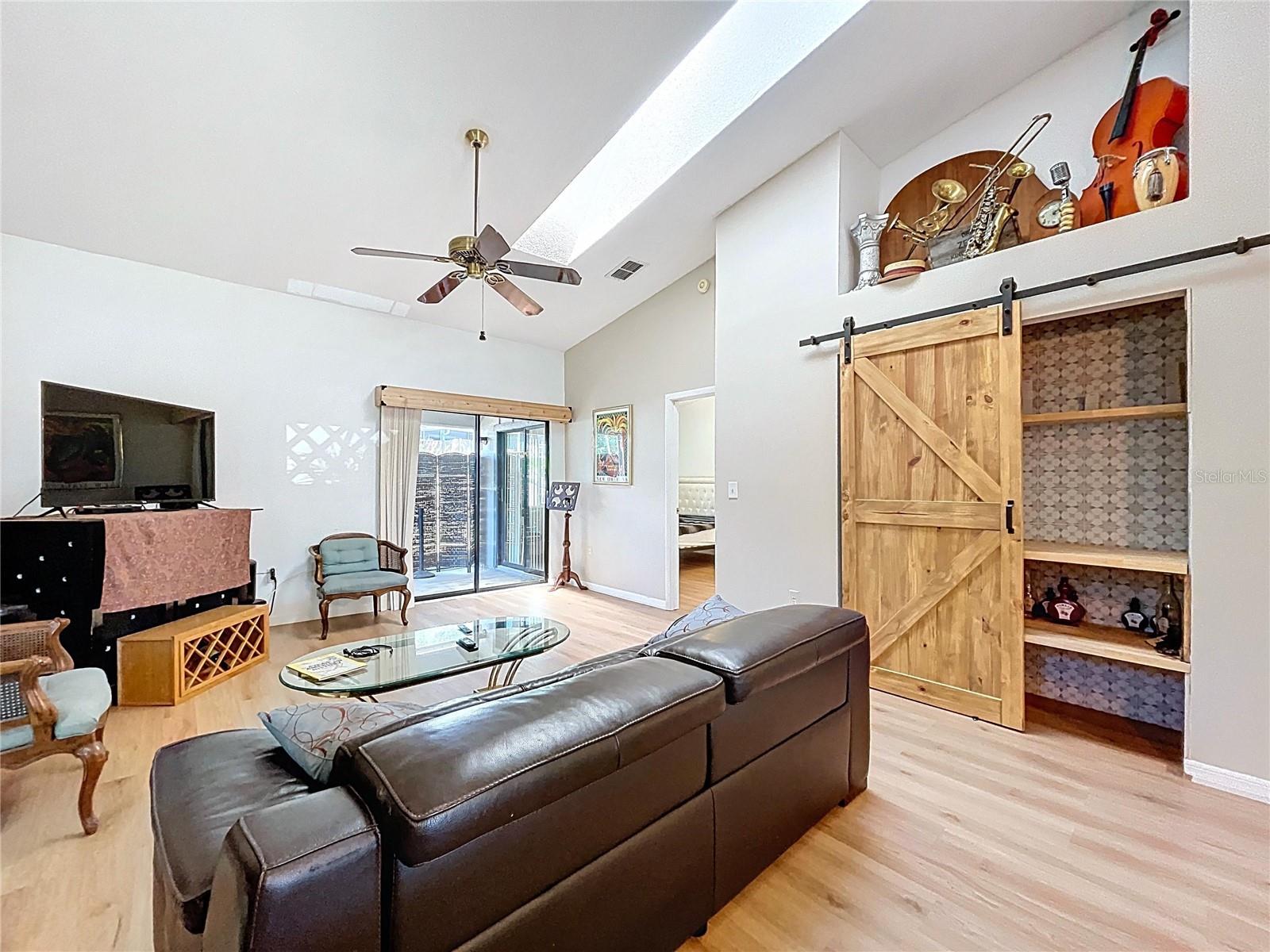 39650 US HIGHWAY 19 N #411, TARPON SPRINGS, FL, 34689