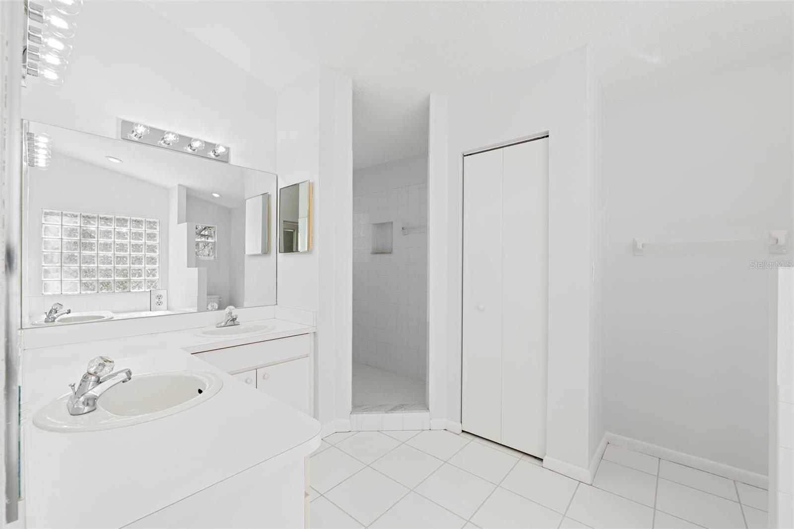 12004 N 53RD ST, TEMPLE TERRACE, FL, 33617