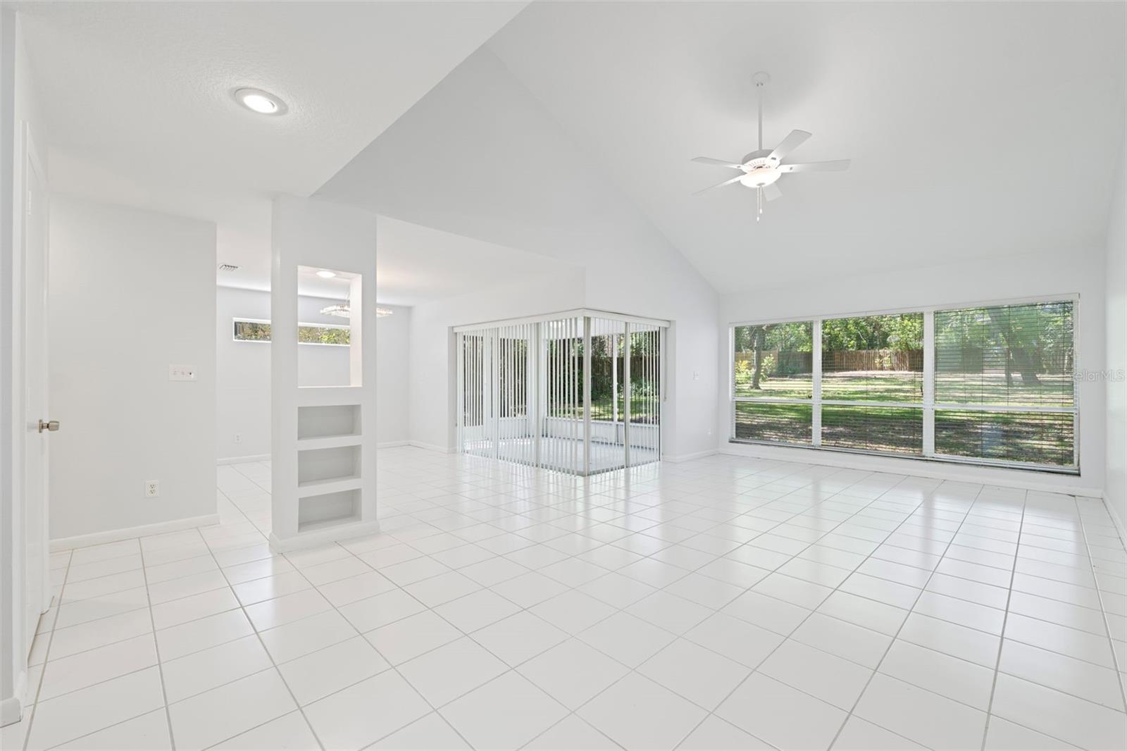 12004 N 53RD ST, TEMPLE TERRACE, FL, 33617