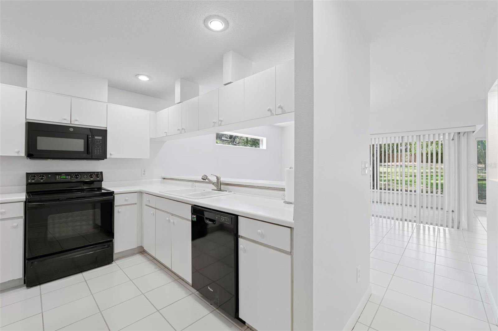 12004 N 53RD ST, TEMPLE TERRACE, FL, 33617