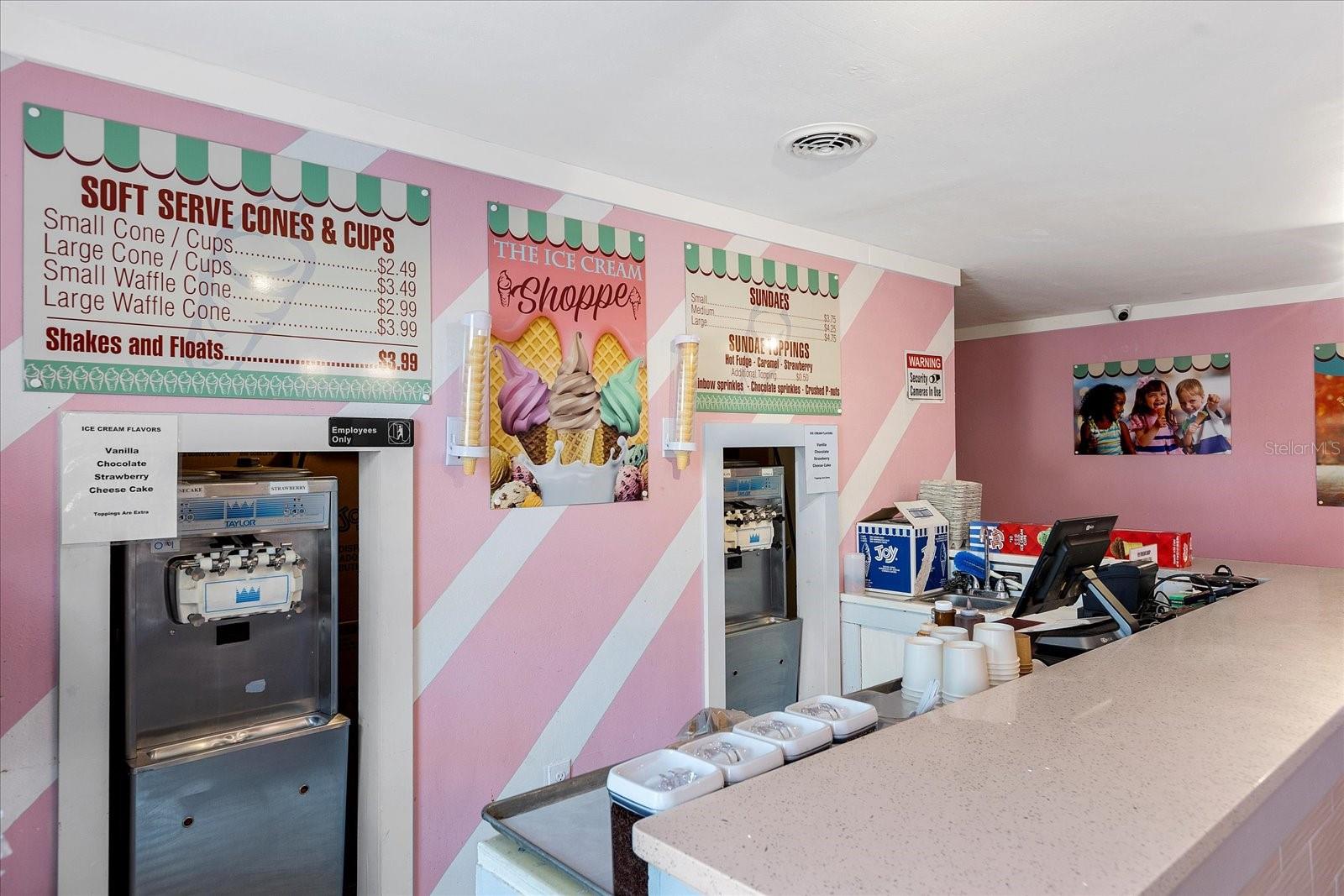 1144 CALABRIA AVE, DAVENPORT, FL, 33897