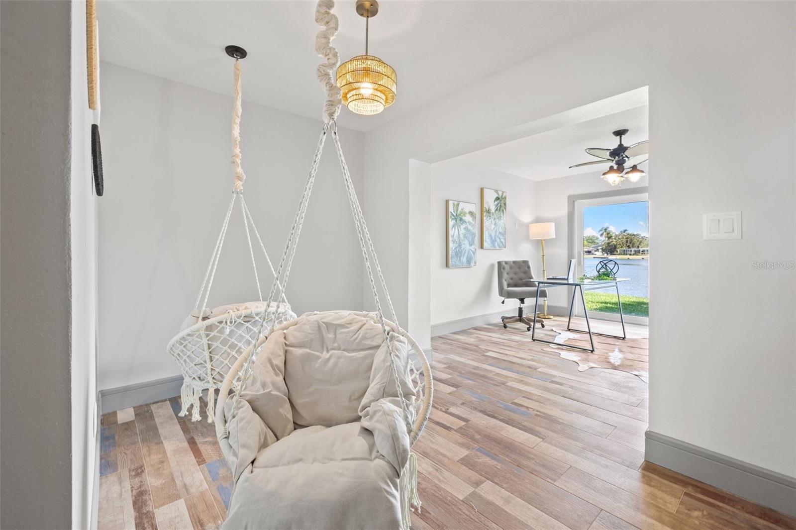 292 SUNLIT COVE DR NE, ST PETERSBURG, FL, 33702