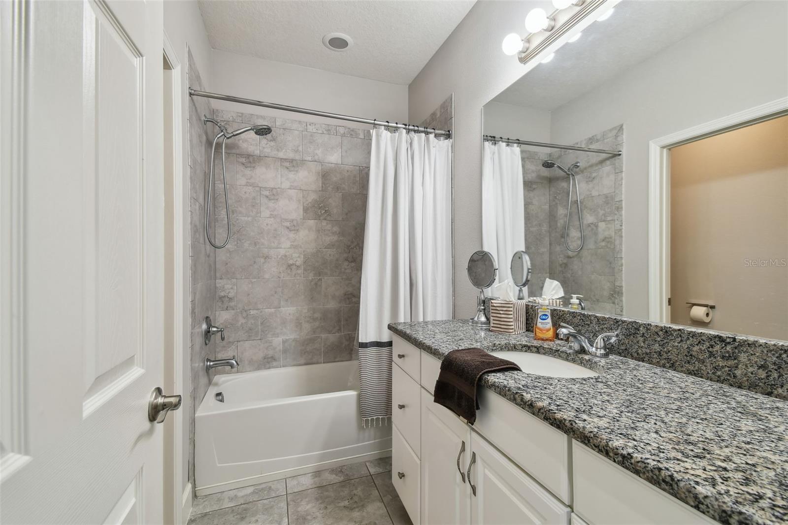 8747 TERRACINA LAKE DR, TAMPA, FL, 33625