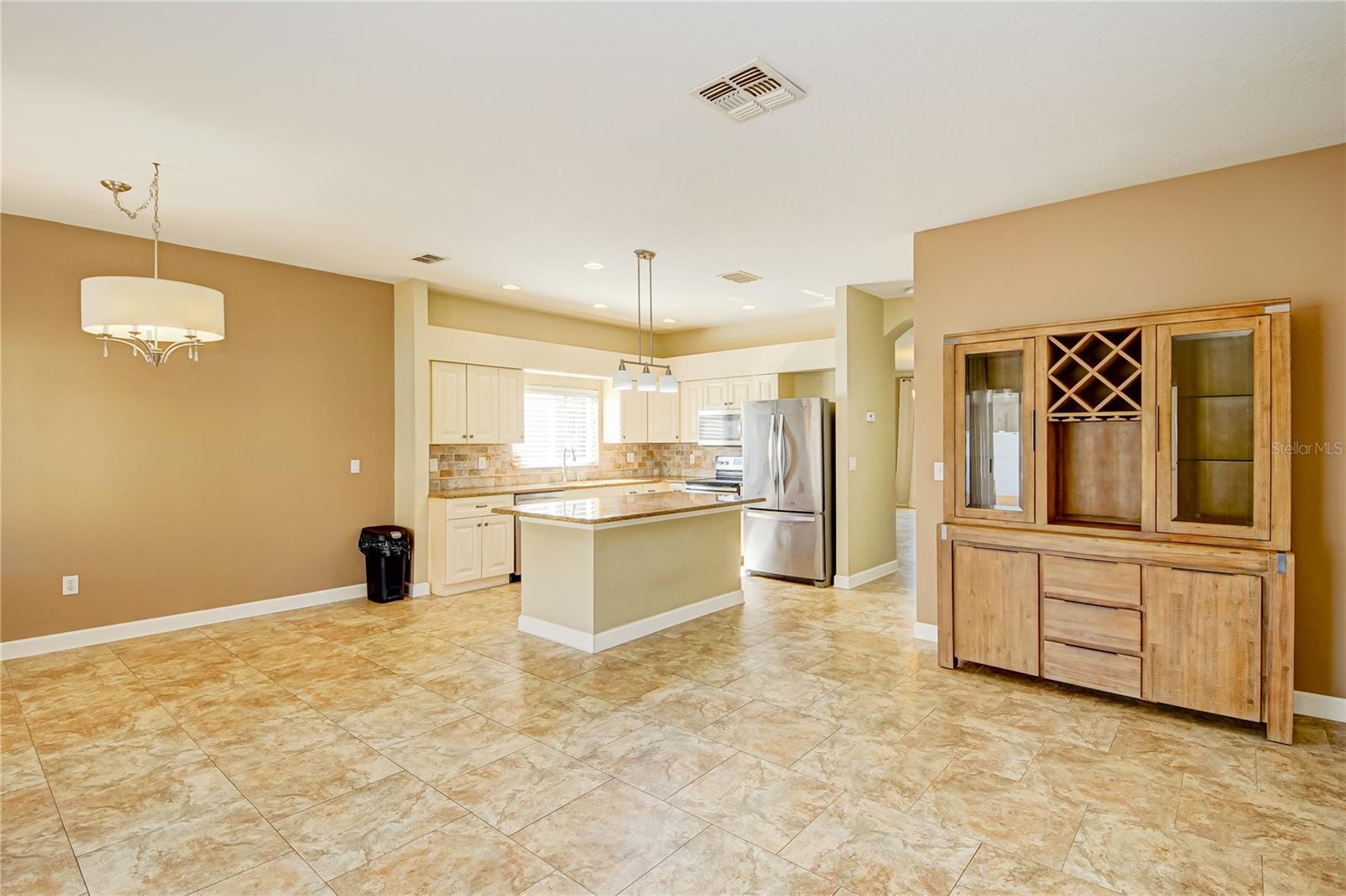 27452 AMELIA ISLE CT, WESLEY CHAPEL, FL, 33544