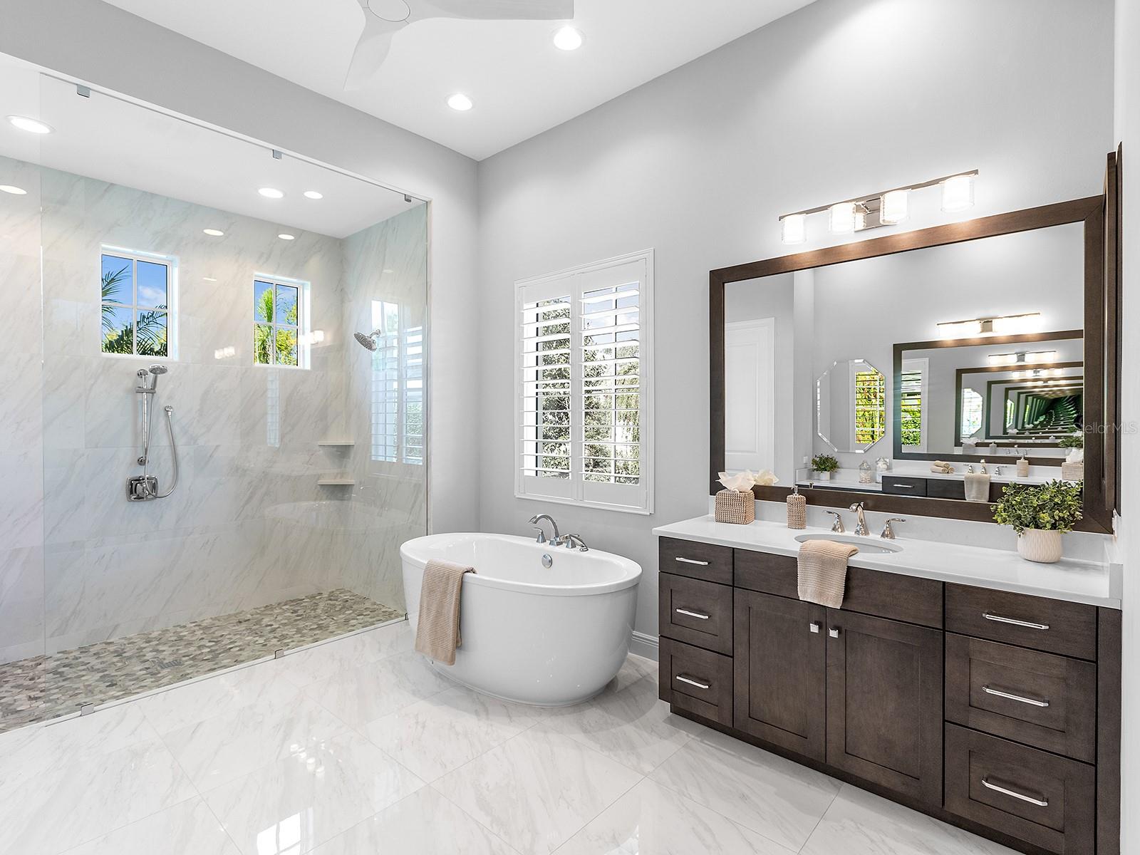 16407 DAYSAILOR TRL, LAKEWOOD RANCH, FL, 34202