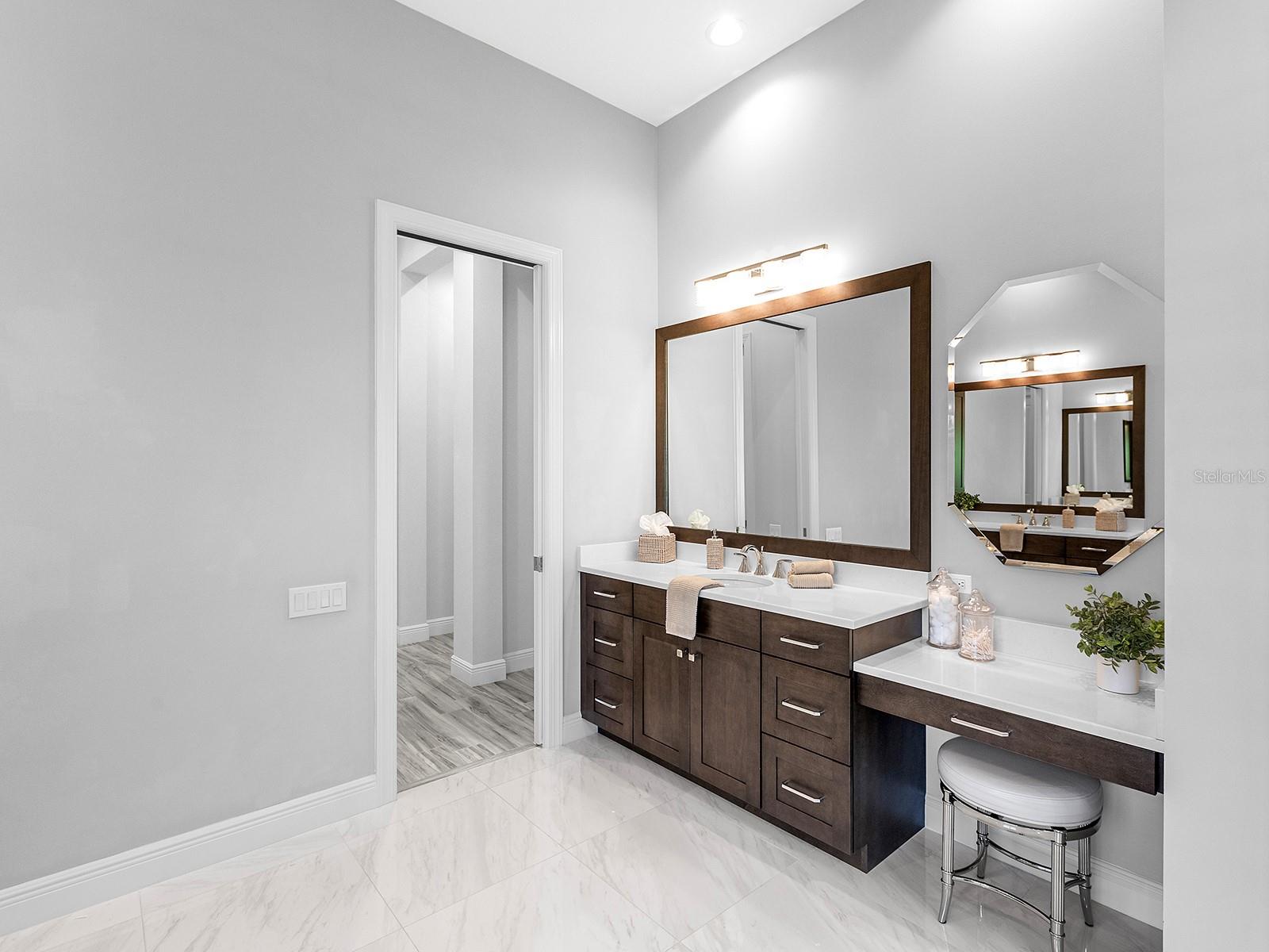 16407 DAYSAILOR TRL, LAKEWOOD RANCH, FL, 34202