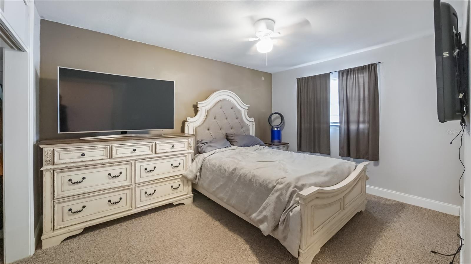 1023 IBSEN AVE, ORLANDO, FL, 32809