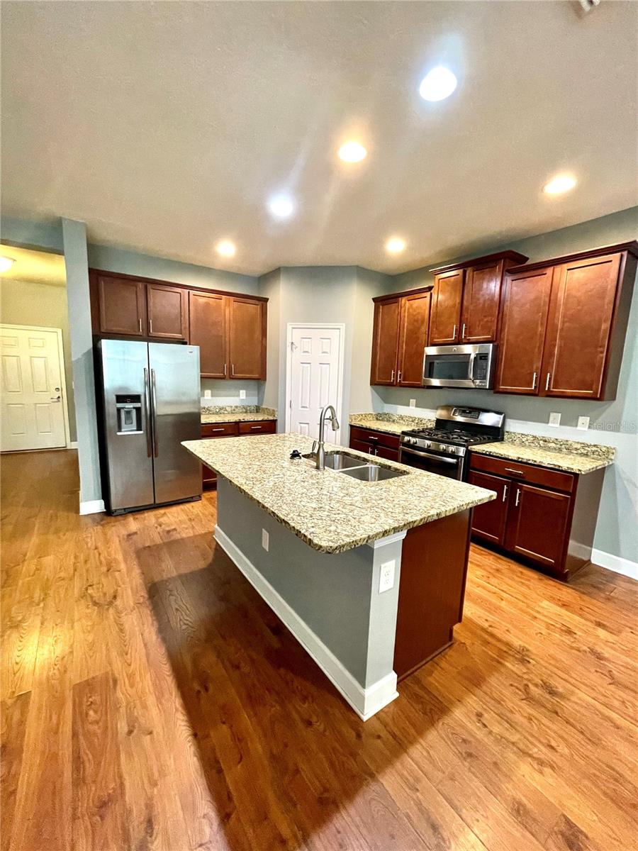 21648 SOUTHERN CHARM DR, LAND O LAKES, FL, 34637