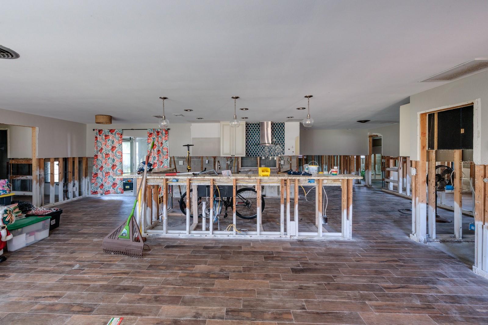 1591 N DAKOTA AVE NE, ST PETERSBURG, FL, 33703