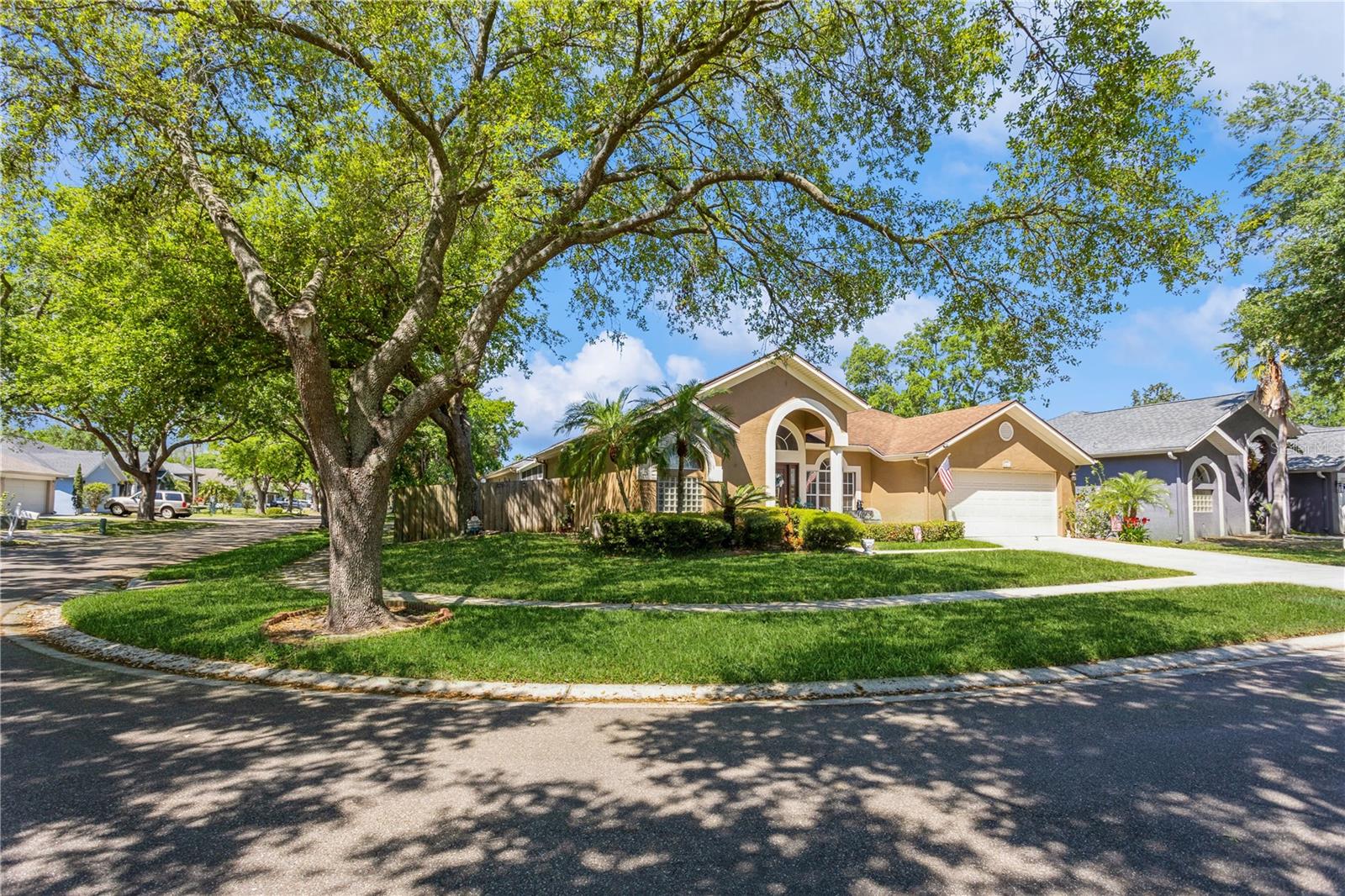 3627 CYPRESS MEADOWS RD, TAMPA, FL, 33624