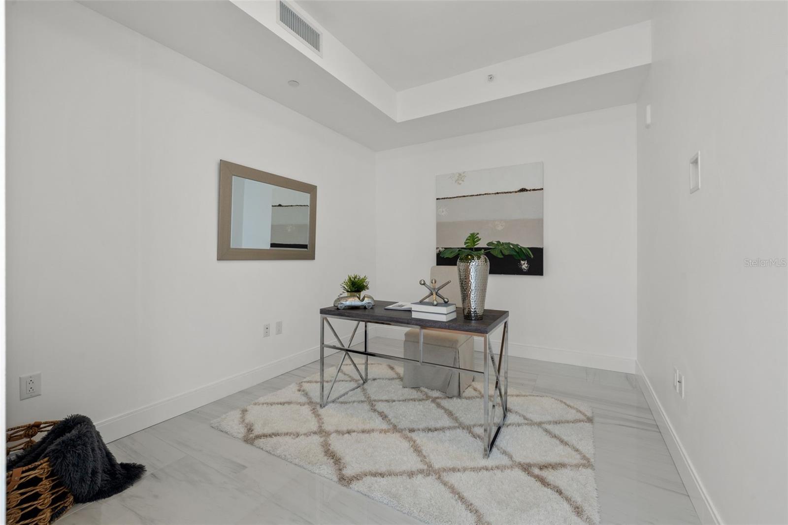 100 1ST AVE N #3902, ST PETERSBURG, FL, 33701