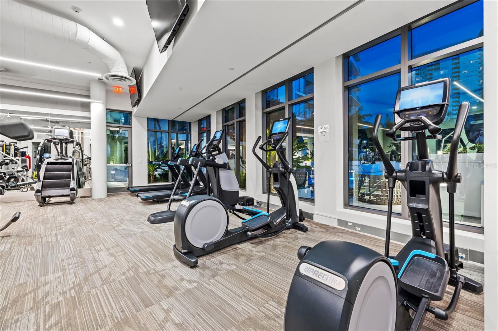 100 1ST AVE N #3902, ST PETERSBURG, FL, 33701