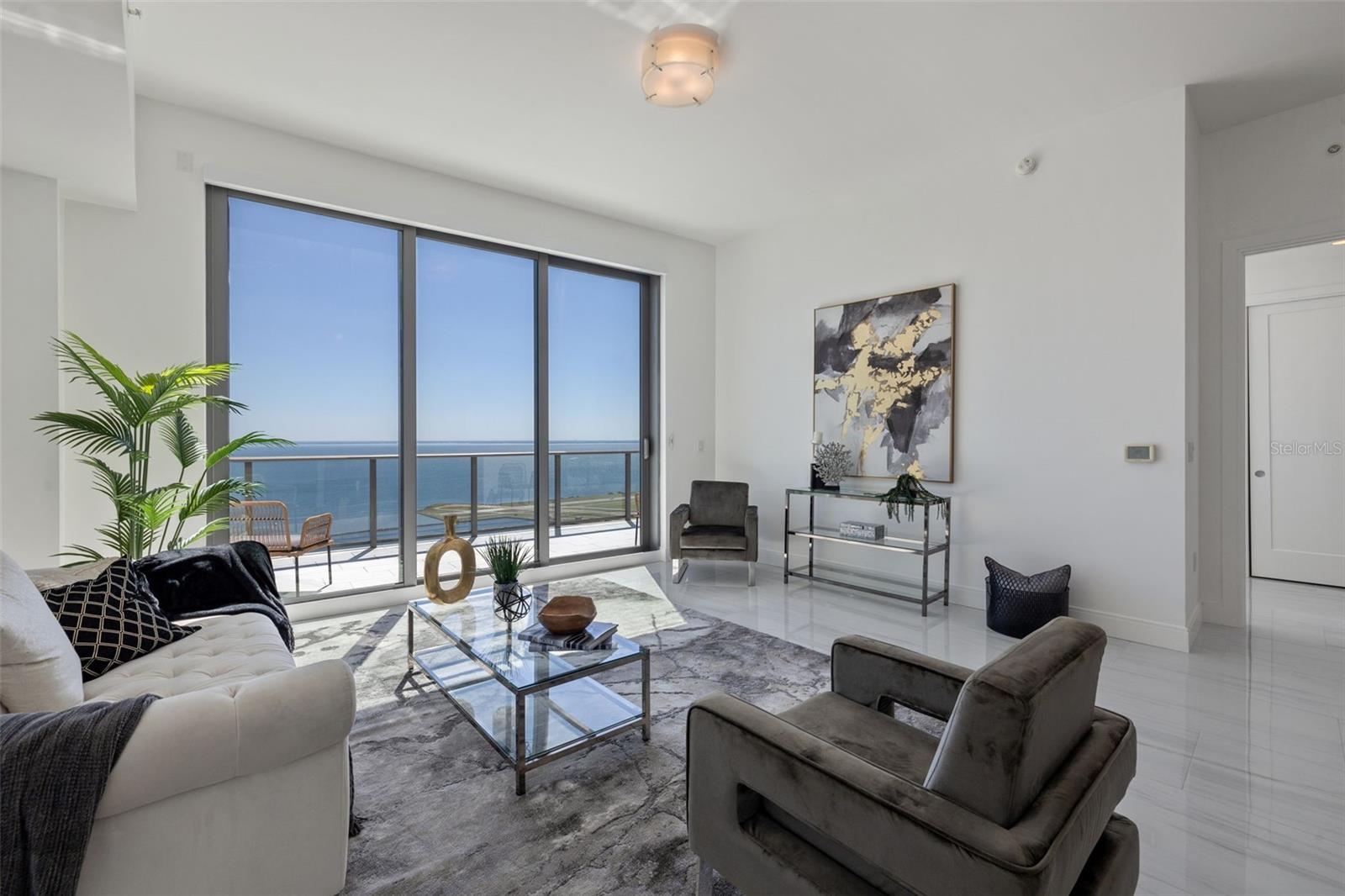100 1ST AVE N #3902, ST PETERSBURG, FL, 33701
