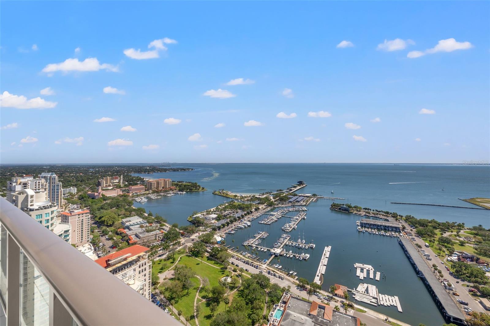 100 1ST AVE N #3902, ST PETERSBURG, FL, 33701