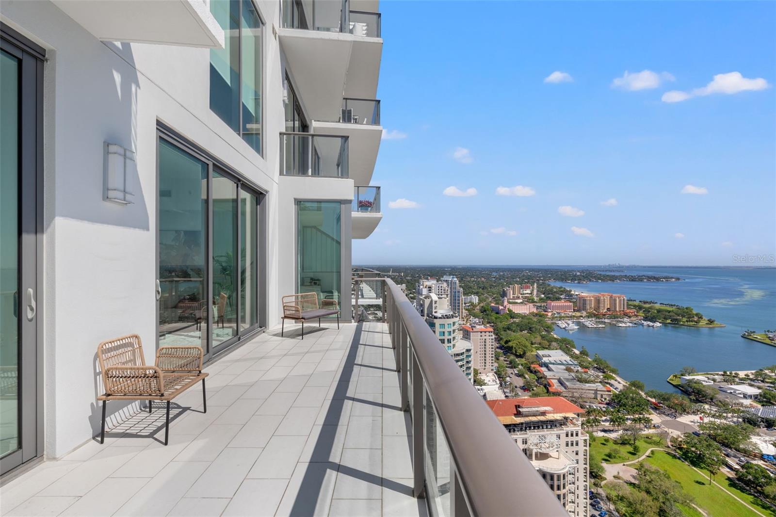 100 1ST AVE N #3902, ST PETERSBURG, FL, 33701