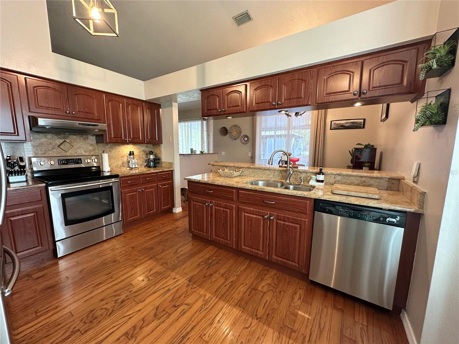 23153 GENEVA RD, LAND O LAKES, FL, 34639