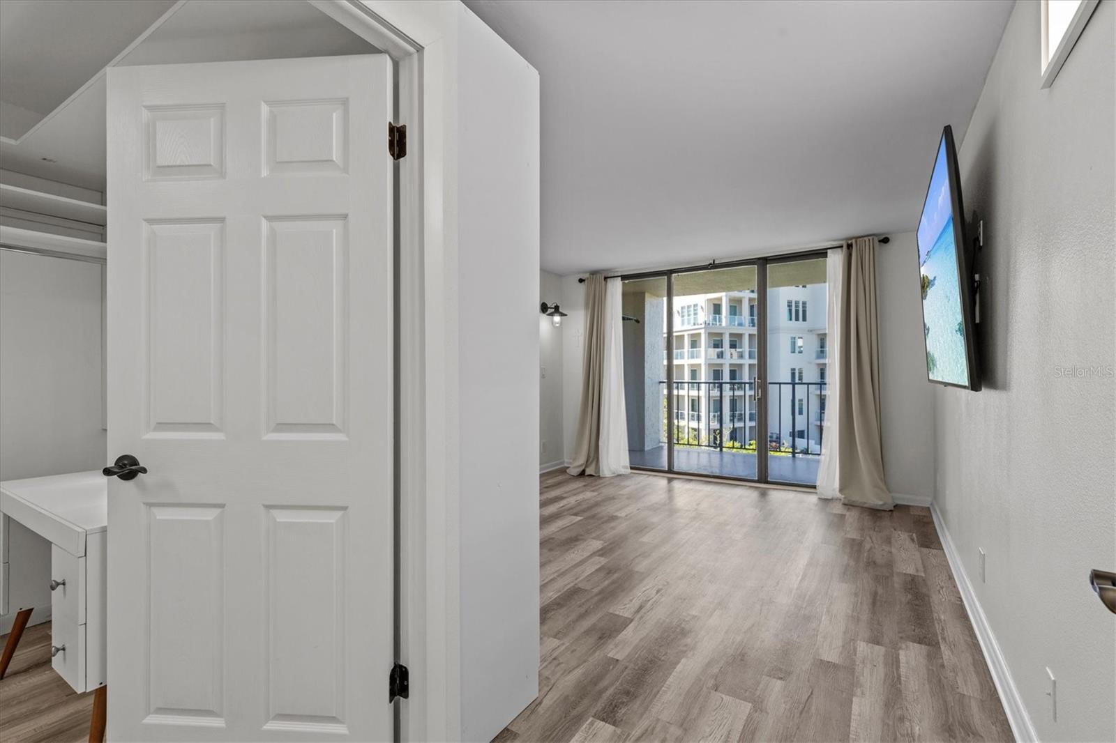 220 BELLEVIEW BLVD #701, BELLEAIR, FL, 33756