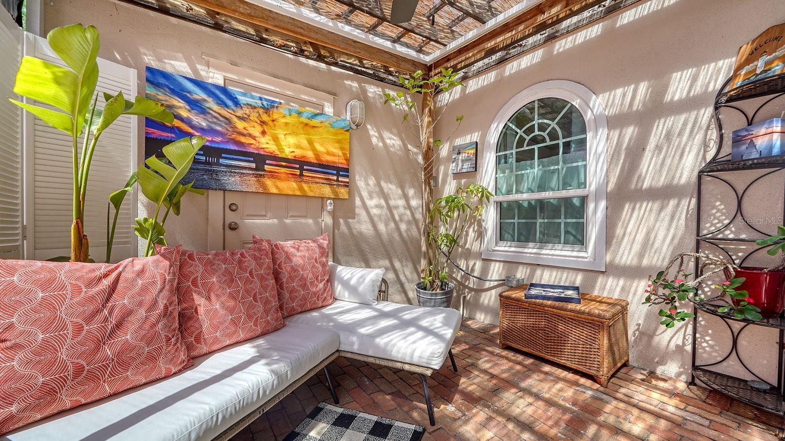 446 BURNS CT, SARASOTA, FL, 34236