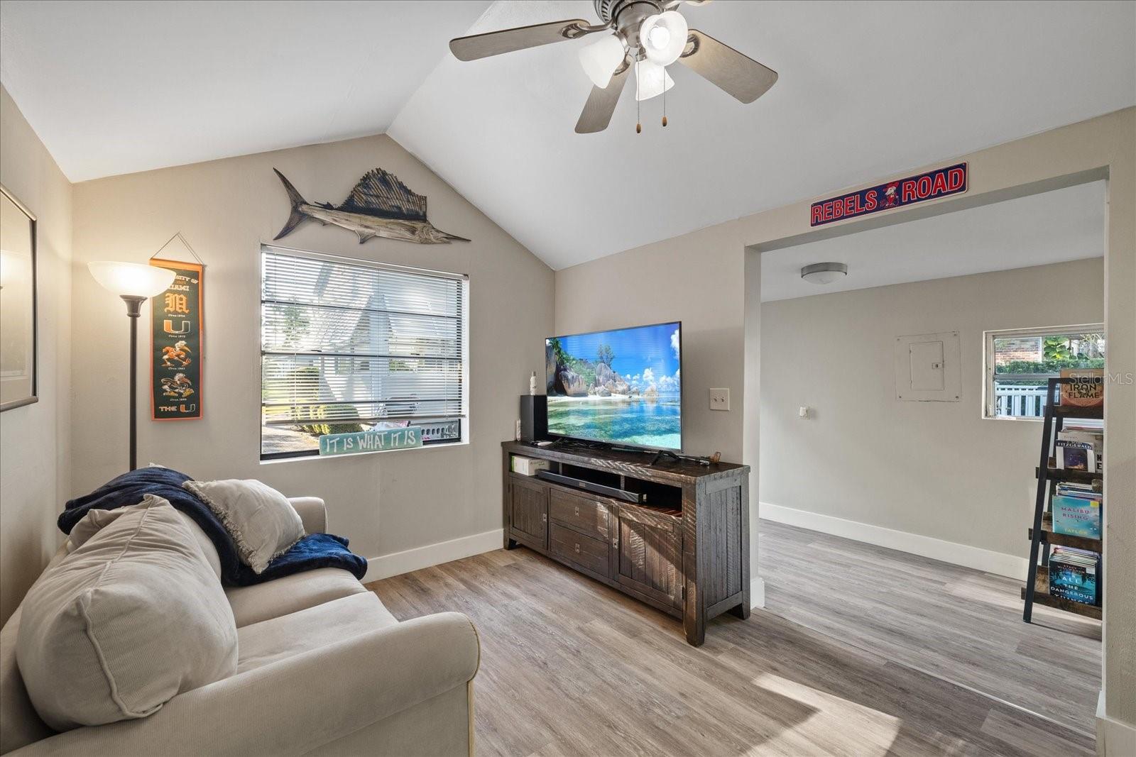 108 S LINCOLN AVE, TAMPA, FL, 33609