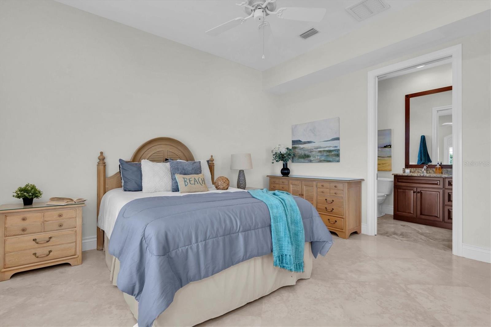 700 126TH AVE, TREASURE ISLAND, FL, 33706
