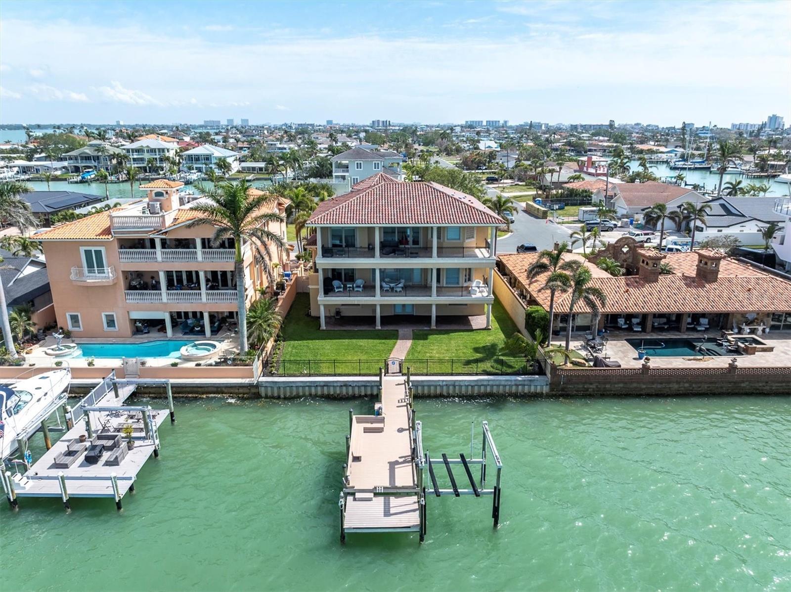 700 126TH AVE, TREASURE ISLAND, FL, 33706