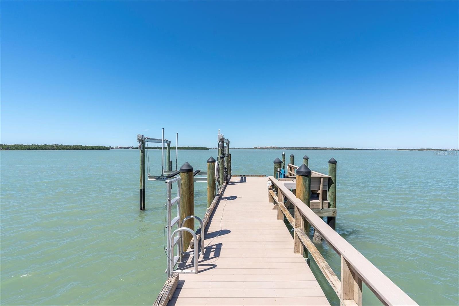 700 126TH AVE, TREASURE ISLAND, FL, 33706
