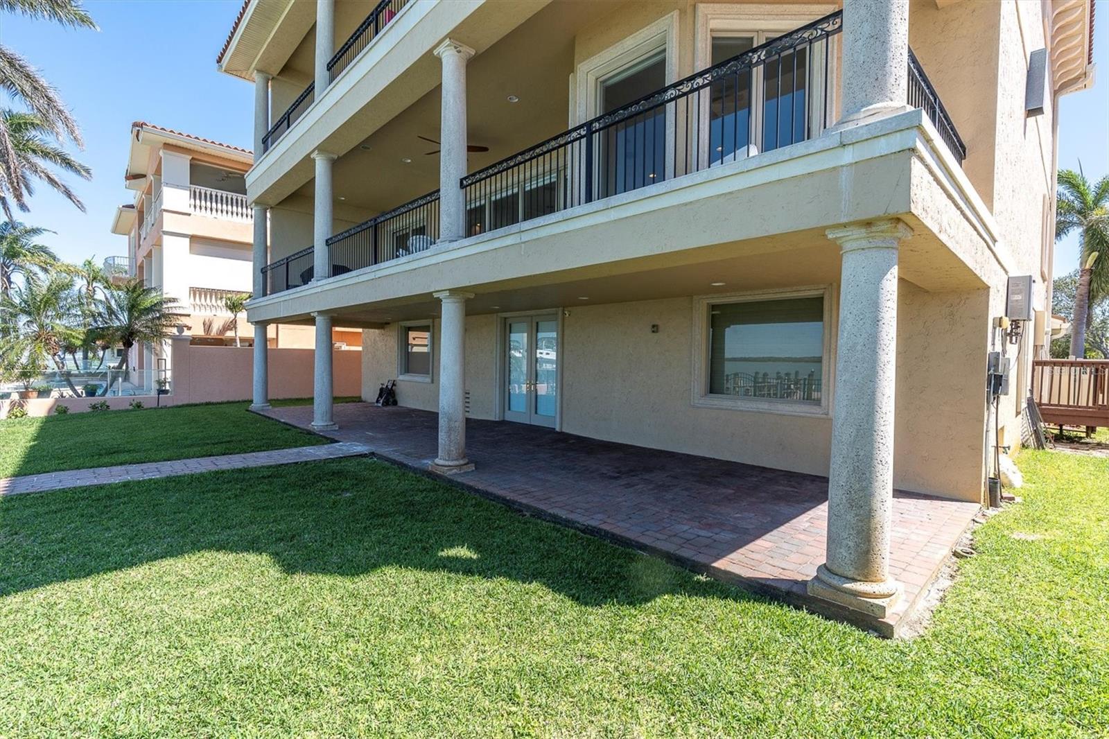 700 126TH AVE, TREASURE ISLAND, FL, 33706
