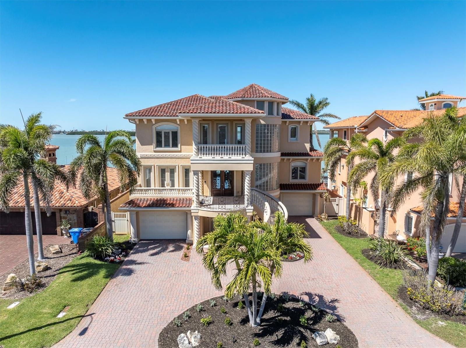 700 126TH AVE, TREASURE ISLAND, FL, 33706